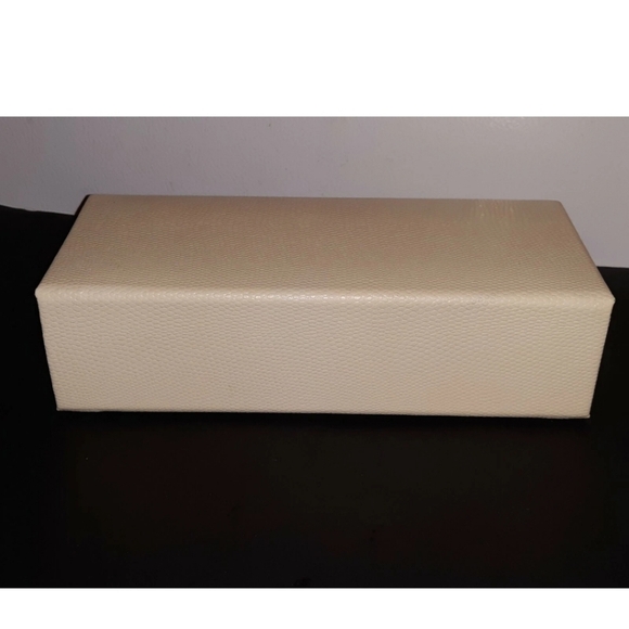 Pottery Barn Cream/Ivory Travel Jewelry Box NWOT - Picture 8 of 10